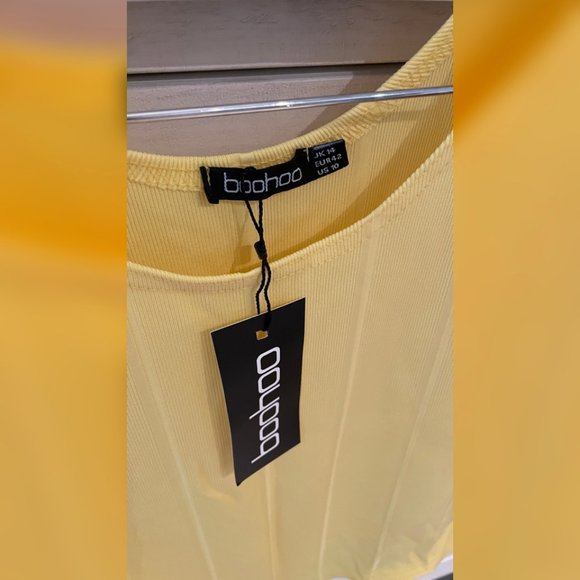 Boohoo Ribbed Vest Body - Picture 3 of 3